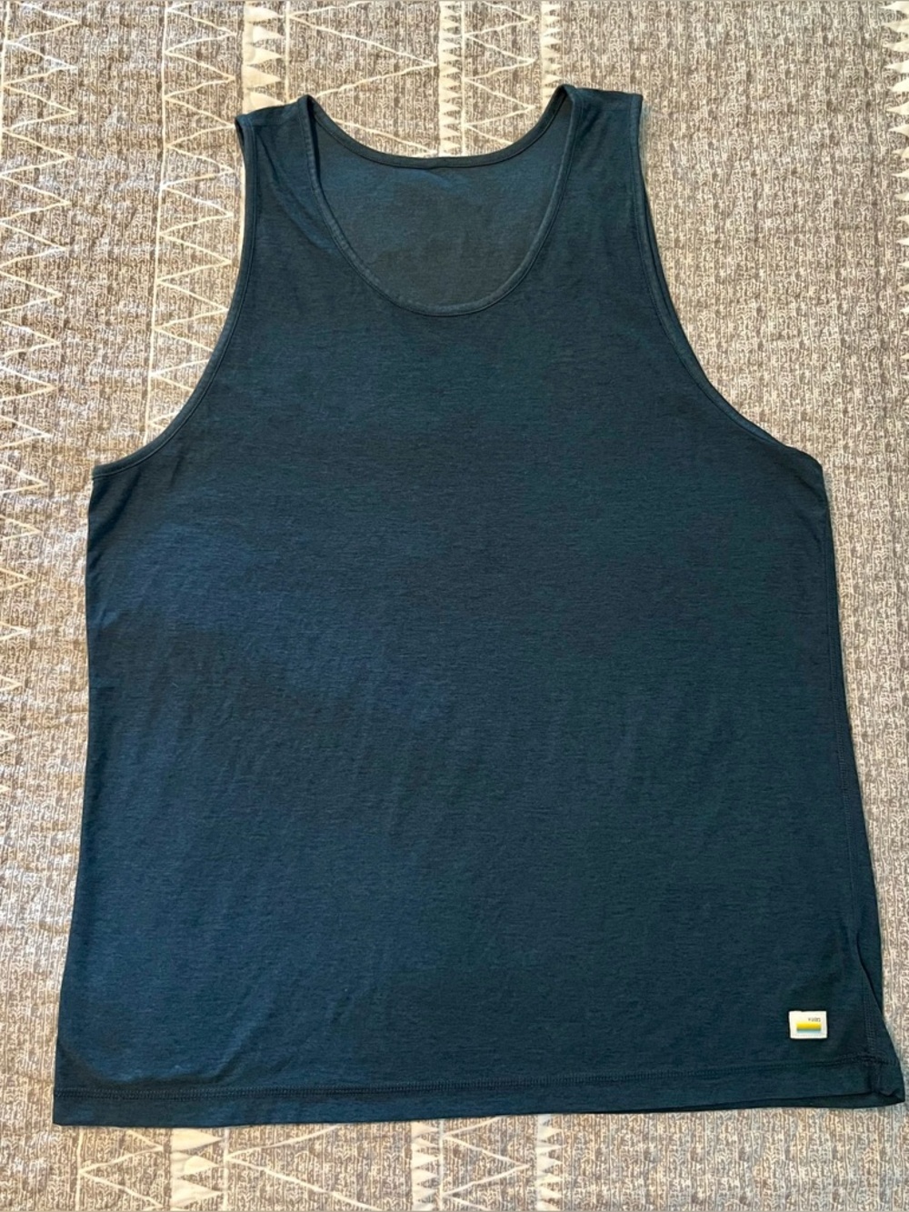 Vuori Men’s Performance Tank Top Teal Blue Athletic Workout Sleeveless Shirt Siz
